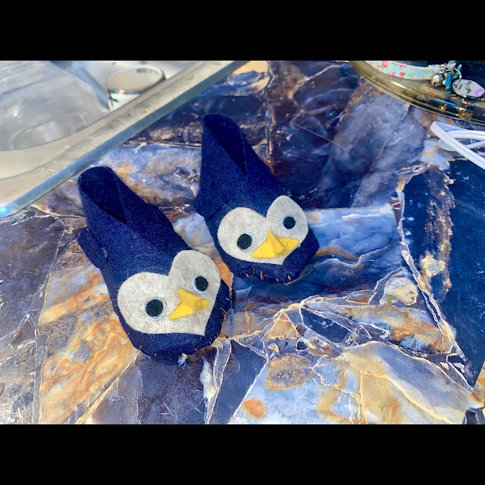 Handmade, never worn newborn baby booties penguins